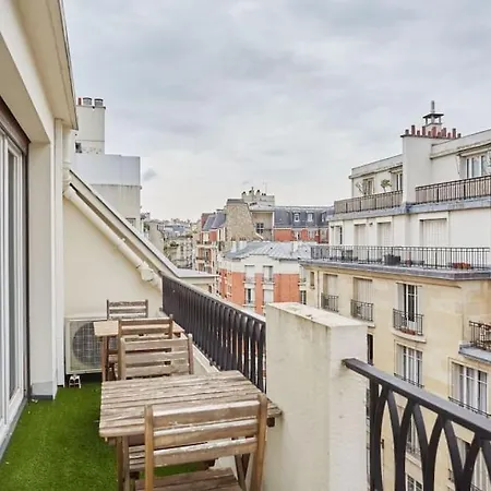 Apartment Rent A - Degas Paris