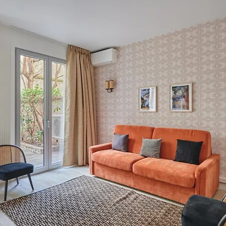 Rent A - Degas Париж